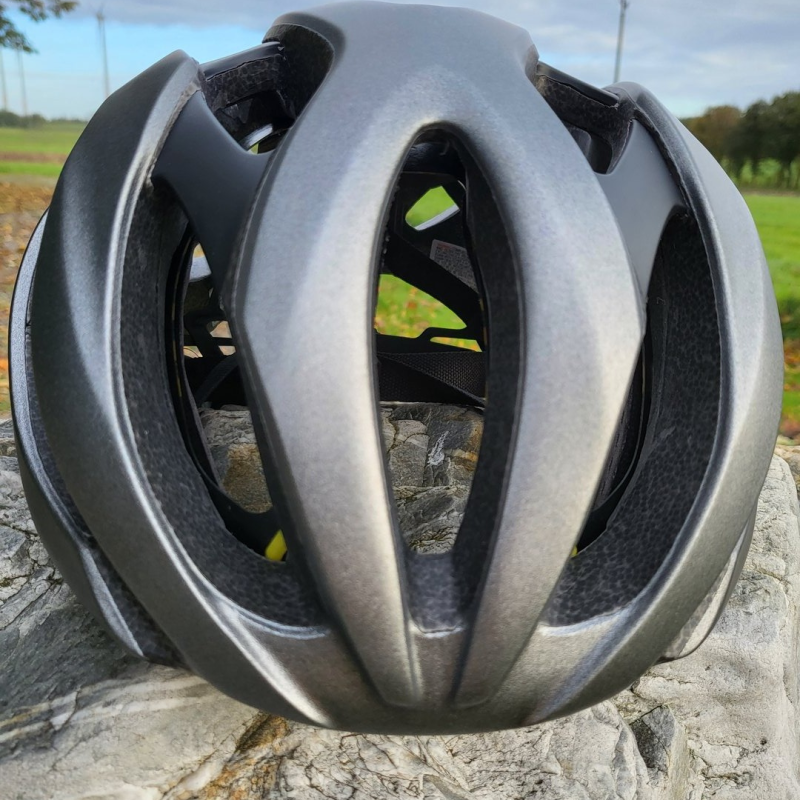 REV HELMET Giant Kenya