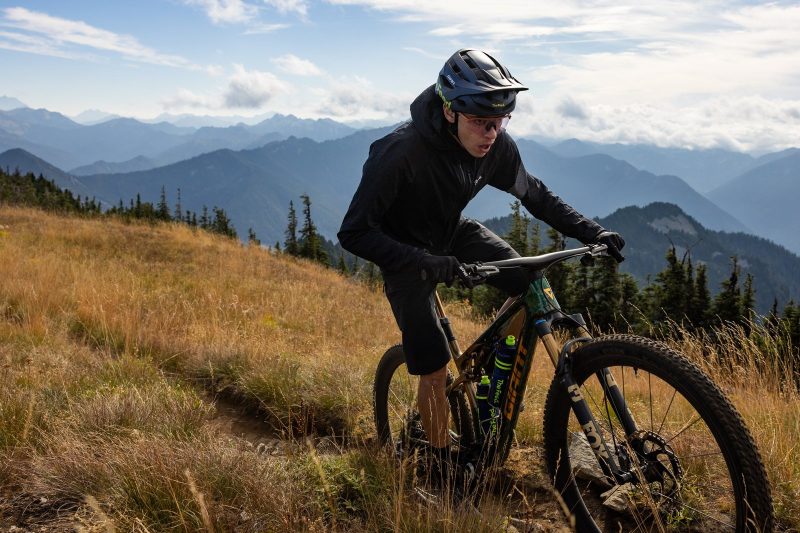Giant Anthem X Advanced SL 1 riding in action – Giant Bicycles Kenya