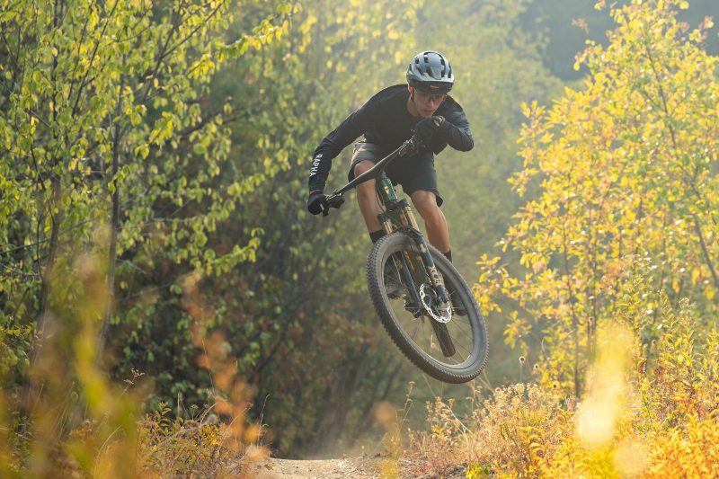 Giant Anthem X Advanced SL 1 riding in action – Giant Bicycles Kenya